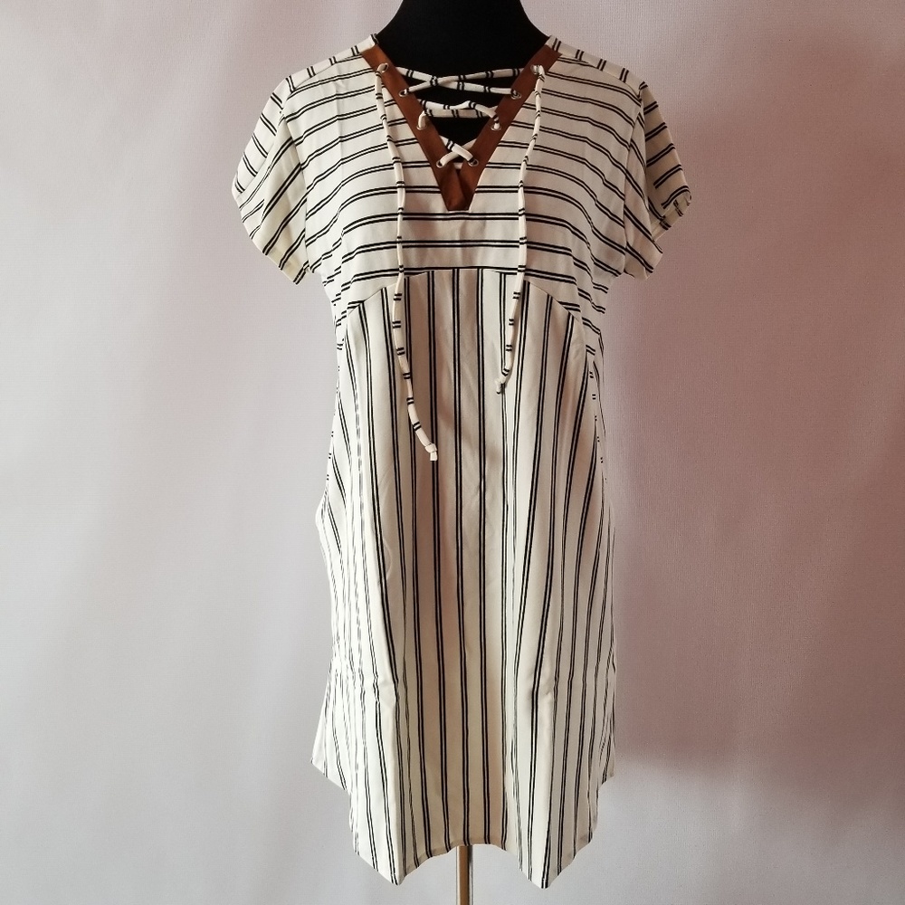NWT PAPER CRANE ANTHROPOLOGIE FRENCH TERRY DRESS - Picture 3 of 5